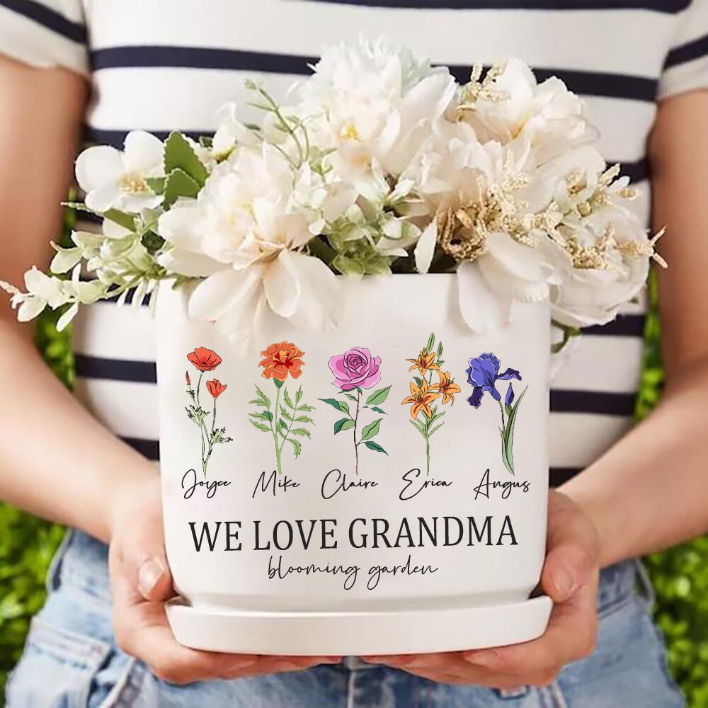 Personalized Grandma's Garden Outdoor Flower Pot With Grandkids Name and Birth Flower For Mother's Day