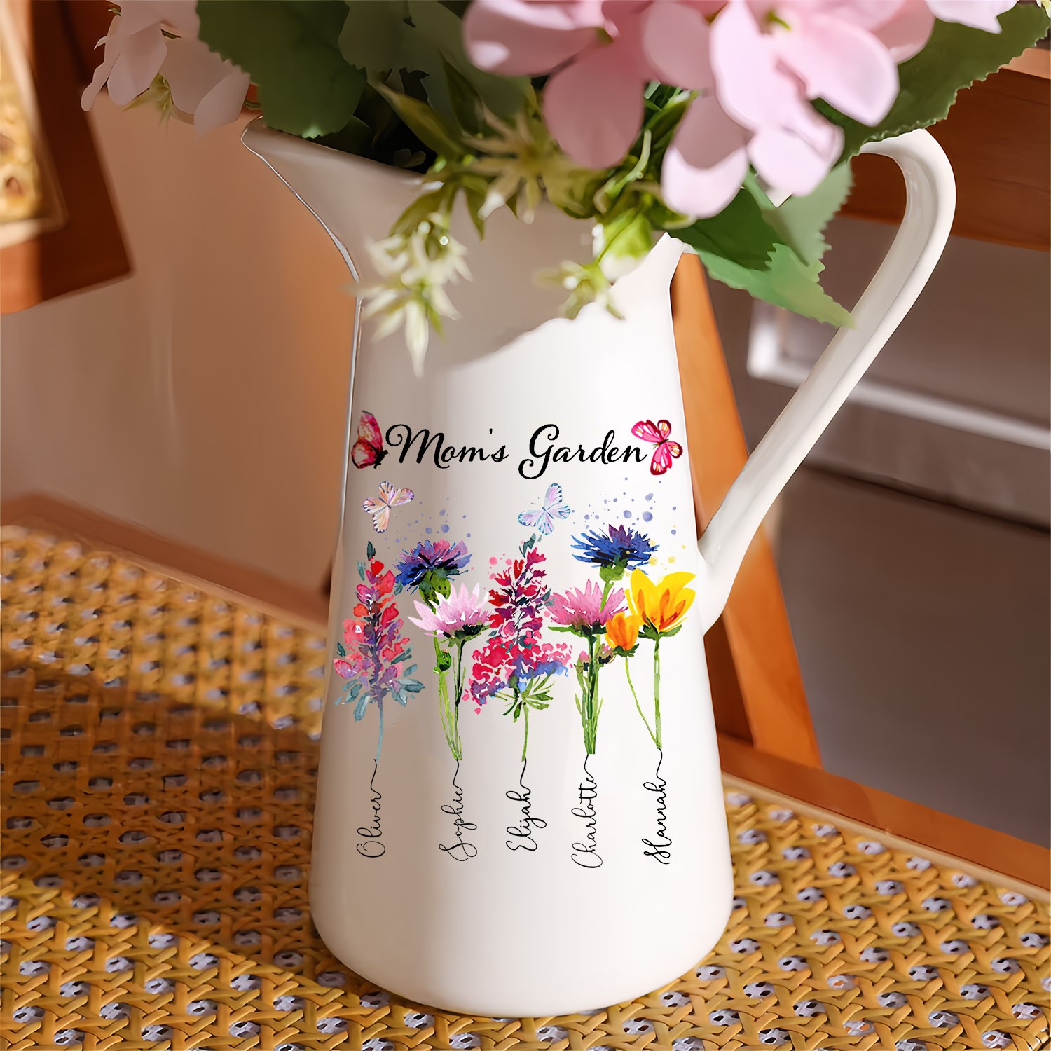 Custom Mom's Garden Birth Flower Vase With Kids Name and Birth Flower Ideal Gifts for Mother's Day